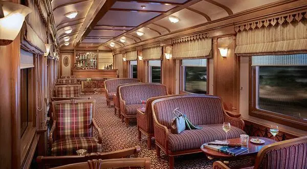"Palace on rails": Luxury Train Concept