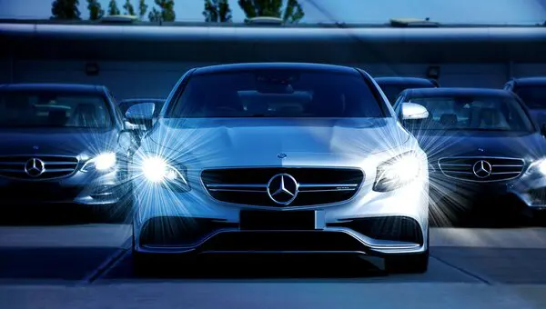 Mercedes –Benz: a New Class of Challenges