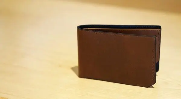 Leather Epsom Wallet